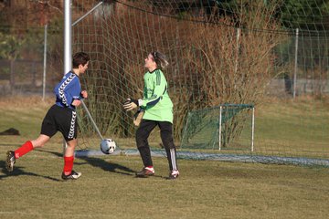 Bild 132 - Frauen Kellinghusen am 26.2.12